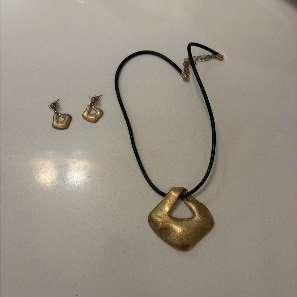 Gold Pendant Necklace and Earring Set